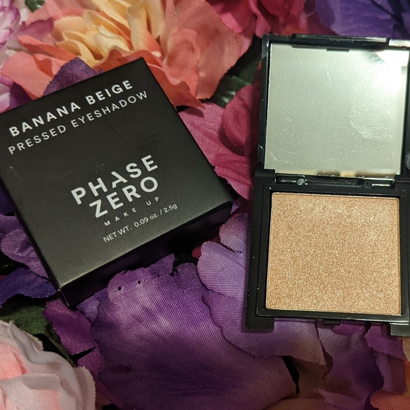 Eyeshadow bundle - Picture 3 of 9